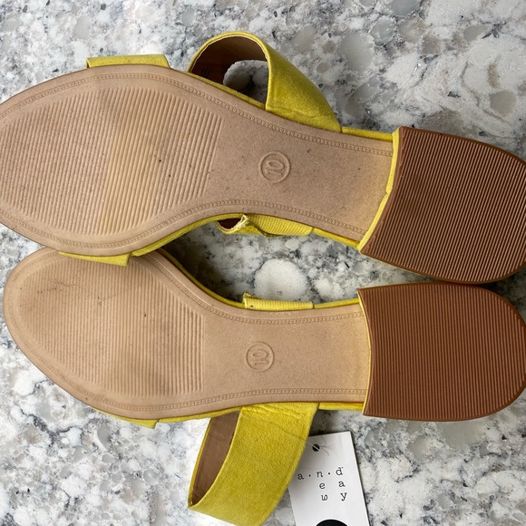 neon shoe bundle - Picture 9 of 12